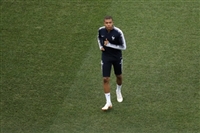Kylian Mbappe Longsleeve T-shirt #3464765
