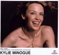 Kylie Minogue Longsleeve T-shirt #2039101
