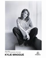 Kylie Minogue Longsleeve T-shirt #2039241