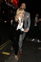 Kylie Minogue Longsleeve T-shirt #2775020