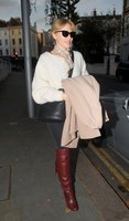 Kylie Minogue Sweatshirt #2826756