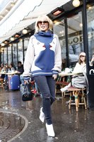 Kylie Minogue Sweatshirt #2965647