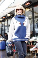 Kylie Minogue Sweatshirt #2965649
