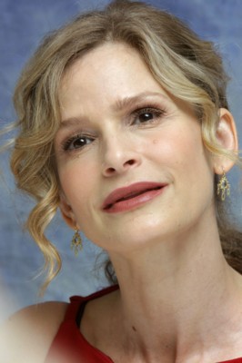 Kyra Sedgwick posters