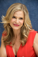 Kyra Sedgwick t-shirt #2232886