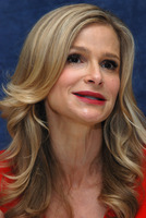 Kyra Sedgwick Tank Top #2268539