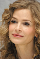 Kyra Sedgwick Tank Top #2268540