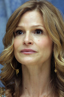 Kyra Sedgwick t-shirt #2272959