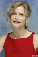 Kyra Sedgwick t-shirt #2293016