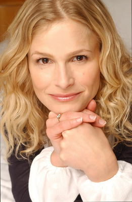 Kyra Sedgwick posters