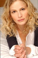 Kyra Sedgwick t-shirt #3284539