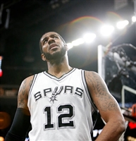 LaMarcus Aldridge t-shirt #3368212