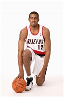 LaMarcus Aldridge t-shirt #3368220