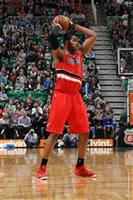 LaMarcus Aldridge t-shirt #3368228
