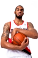 LaMarcus Aldridge t-shirt #3368280