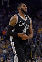 LaMarcus Aldridge Sweatshirt #3368359