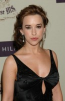 Lacey Chabert Longsleeve T-shirt #1248551