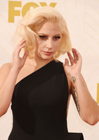 Lady Gaga Longsleeve T-shirt #2629488