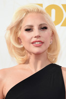 Lady Gaga Longsleeve T-shirt #2630073