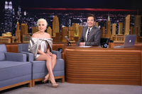 Lady Gaga Longsleeve T-shirt #2630283