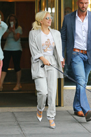 Lady Gaga Longsleeve T-shirt #2630303