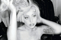Lady Gaga Longsleeve T-shirt #2630750