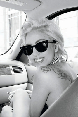 Lady Gaga Poster 2630852