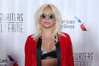 Lady Gaga Longsleeve T-shirt #2630873