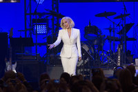 Lady Gaga Longsleeve T-shirt #2861028