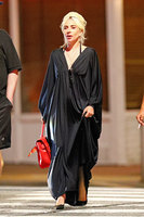 Lady Gaga Sweatshirt #3301325