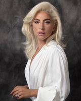 Lady Gaga Longsleeve T-shirt #3665142