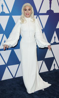 Lady Gaga Sweatshirt #3746139