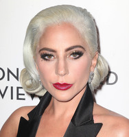Lady Gaga Longsleeve T-shirt #3746224