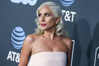 Lady Gaga Longsleeve T-shirt #3768660