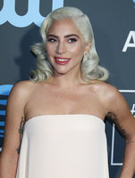 Lady Gaga Sweatshirt #3768730