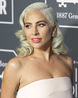 Lady Gaga Longsleeve T-shirt #3768825