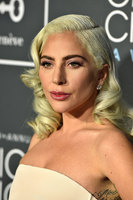 Lady Gaga Longsleeve T-shirt #3768889