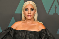 Lady Gaga Longsleeve T-shirt #3768895