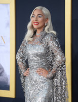 Lady Gaga Longsleeve T-shirt #3798012