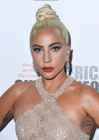 Lady Gaga Longsleeve T-shirt #3798060