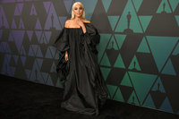 Lady Gaga Longsleeve T-shirt #3798184