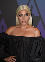 Lady Gaga Longsleeve T-shirt #3798342