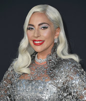 Lady Gaga Longsleeve T-shirt #3798389