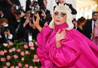 Lady Gaga Sweatshirt #3853258