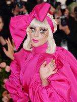 Lady Gaga Longsleeve T-shirt #3853316