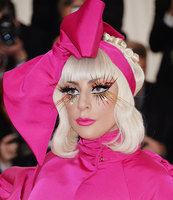 Lady Gaga Sweatshirt #3853396