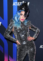 Lady Gaga Longsleeve T-shirt #3940352