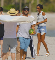 Lais Ribeiro Sweatshirt #2904653