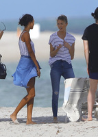 Lais Ribeiro Longsleeve T-shirt #2904725