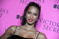 Lais Ribeiro Longsleeve T-shirt #2904727